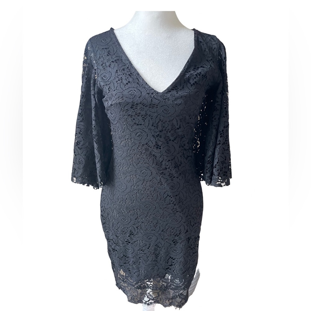 Women’s Size Small Black V Neck Lace Dress With Bell Sleeves By Kimchi Blue